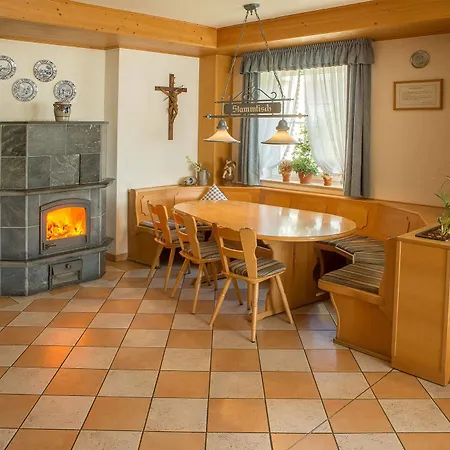 Landgasthof Weberhans Guest house Harburg (Bavaria)