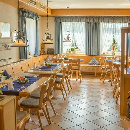 Landgasthof Weberhans 3* Harburg (Bavaria)