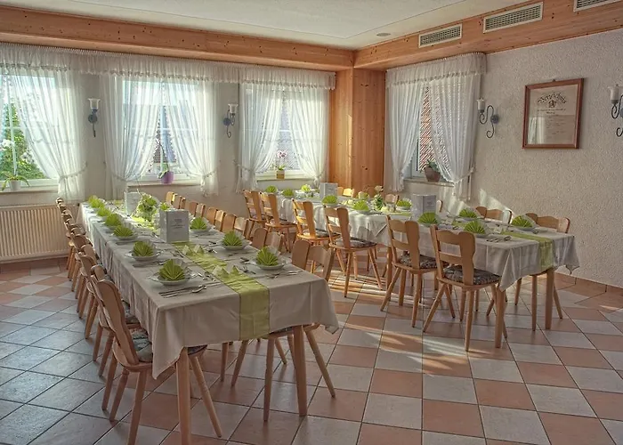 Landgasthof Weberhans Harburg (Bavaria)