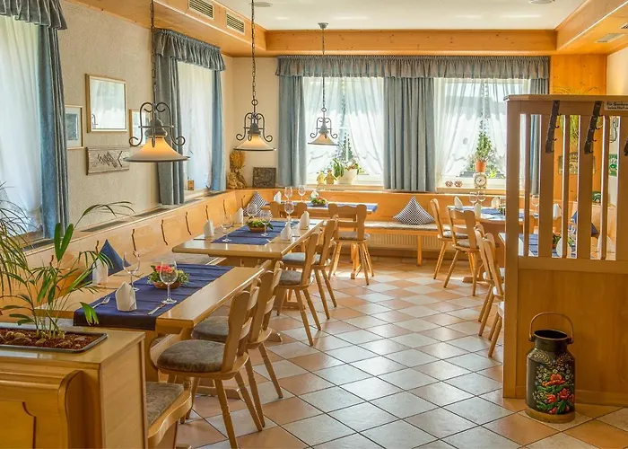Landgasthof Weberhans 3* Harburg (Bavaria)